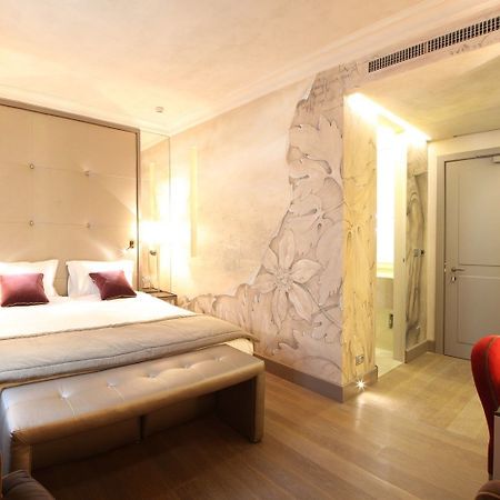 Hotel Palazzo Righini Fossano Camera foto