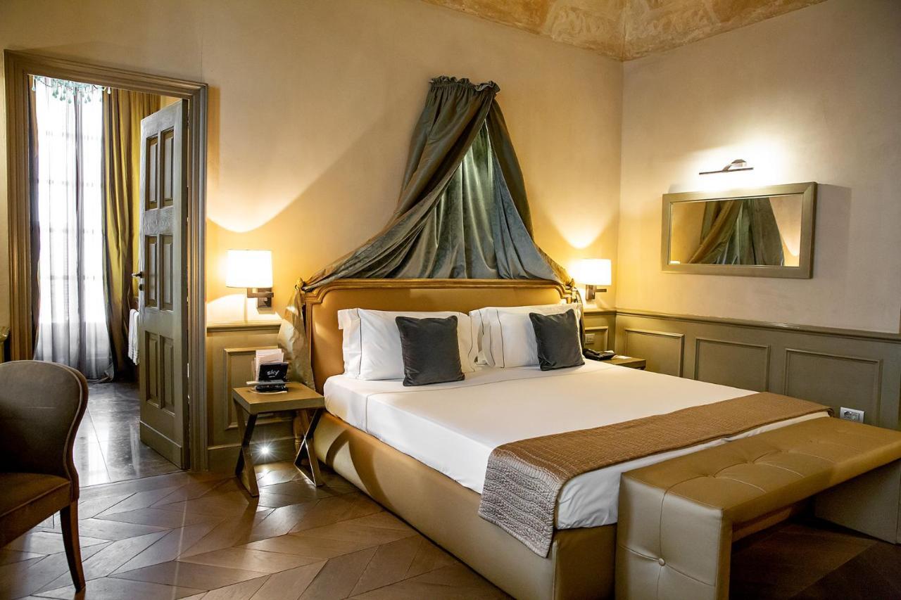 Hotel Palazzo Righini Fossano Esterno foto