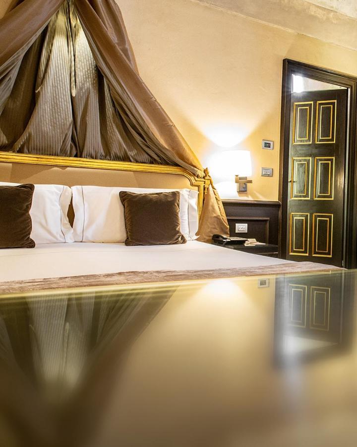 Hotel Palazzo Righini Fossano Esterno foto