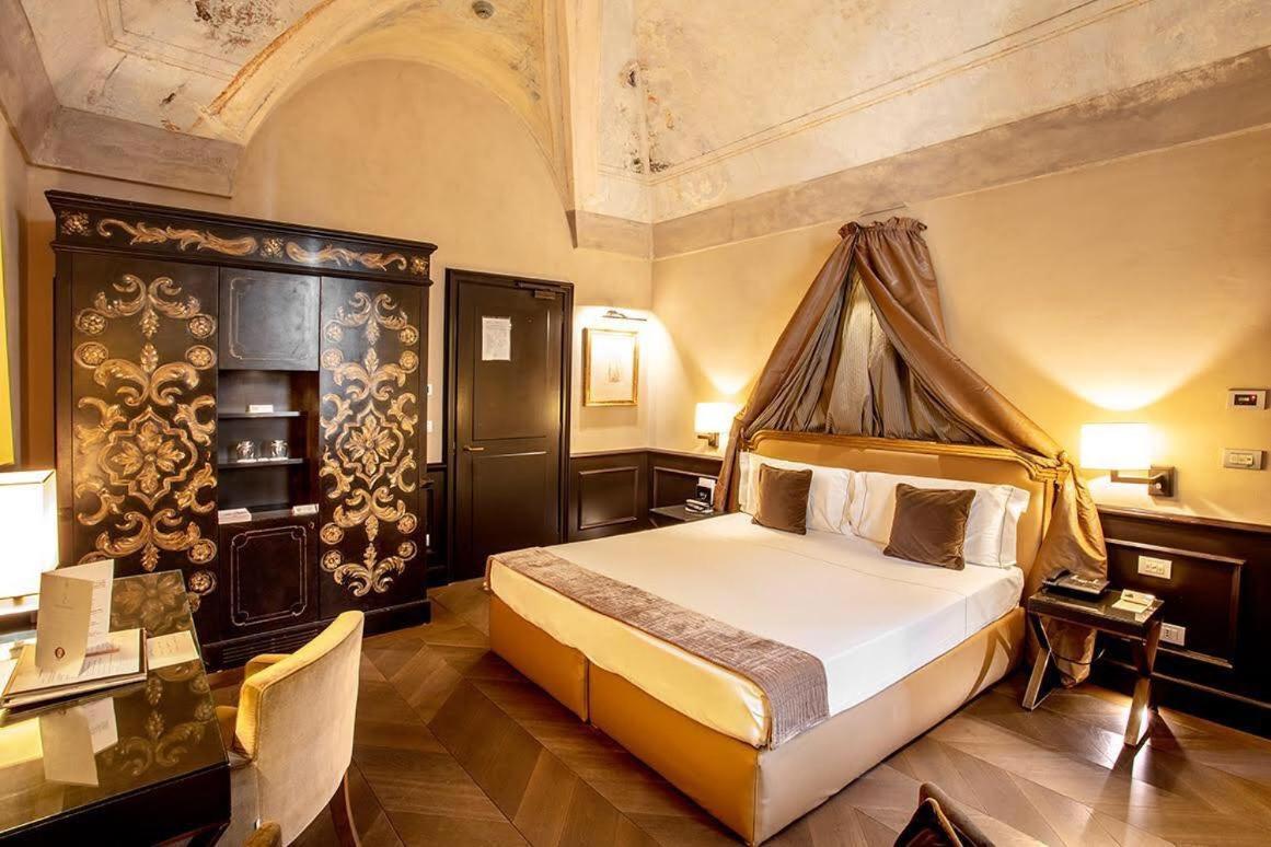 Hotel Palazzo Righini Fossano Esterno foto