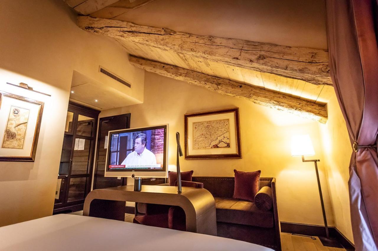Hotel Palazzo Righini Fossano Esterno foto