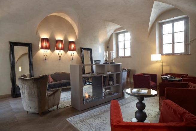 Hotel Palazzo Righini Fossano Esterno foto