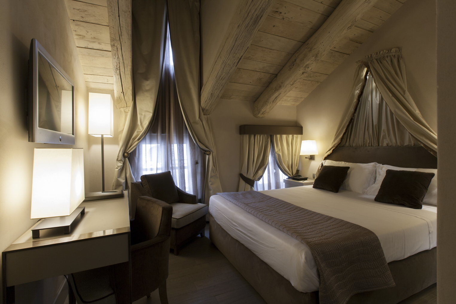 Hotel Palazzo Righini Fossano Camera foto